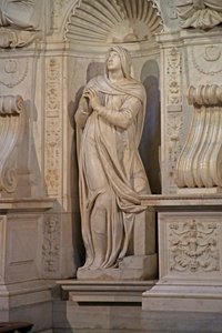 Leah, do túmulo de Júlio II, 1515 (mármore)